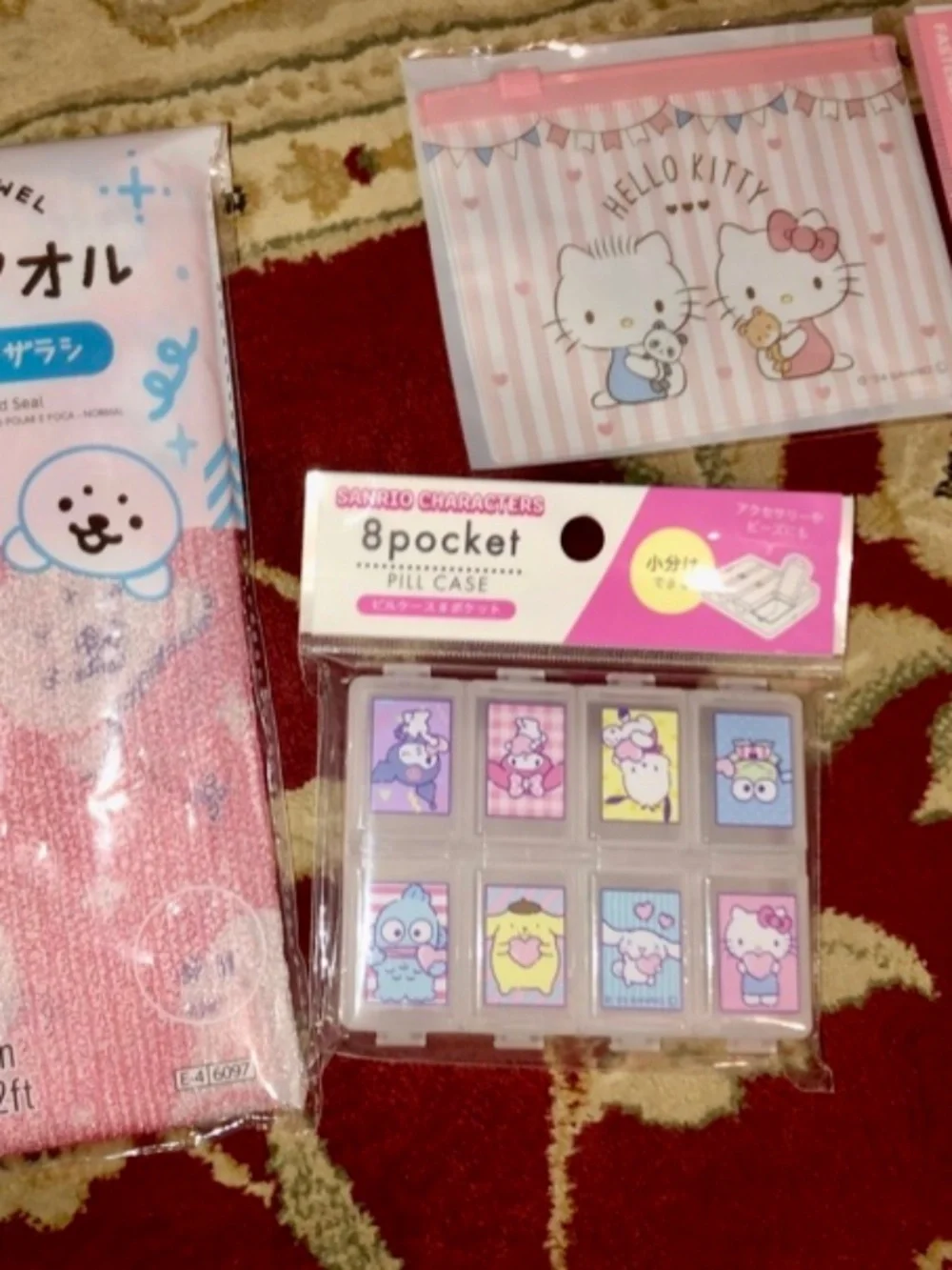 Daiso Sanrio 2pc lot + free kawaii gift. Hello kitty